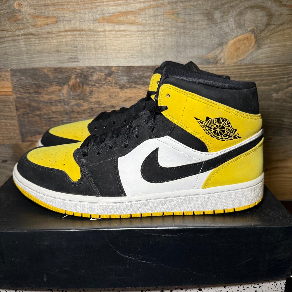 Jordan 1 Mid SE Yellow Toe Men's 10.5 Sneakers